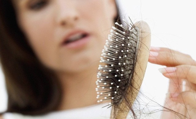 Норма выпадения волос в день у женщин