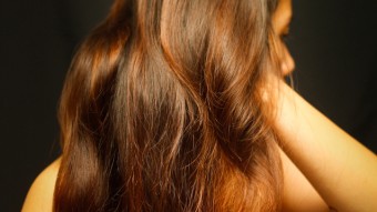 Окрашивание волос луковой шелухой