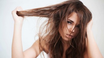 Витамин A для волос женщин: польза, рецепты масок