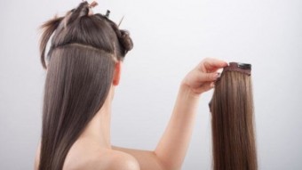 Волосы на клипсах: виды и особенности использования