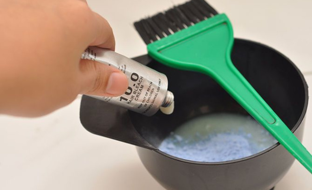 В какой посуде можно развести краску для волос если нет миски