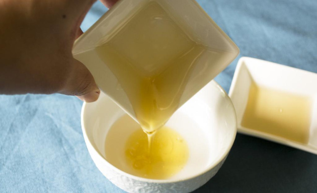 Масло пшеницы и мед