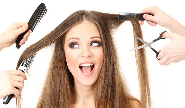 Парикмахер не желает общаться с клиентом